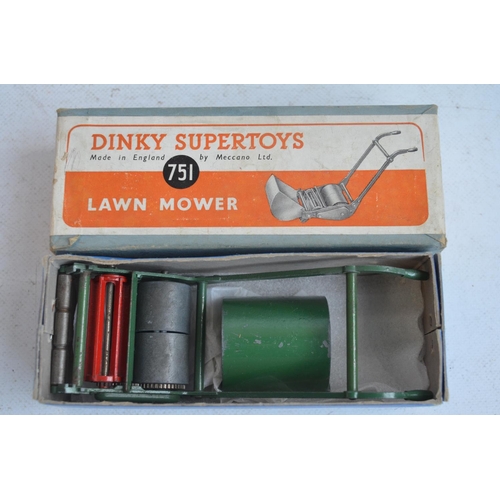 575 - Ten boxed vintage Dinky and Corgi diecast vehicles with original boxes, model and box condition gene... 