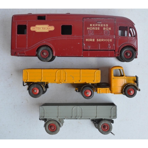 575 - Ten boxed vintage Dinky and Corgi diecast vehicles with original boxes, model and box condition gene... 