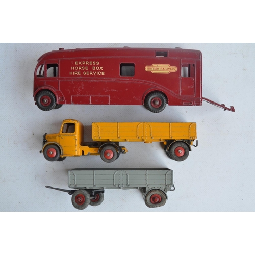 575 - Ten boxed vintage Dinky and Corgi diecast vehicles with original boxes, model and box condition gene... 