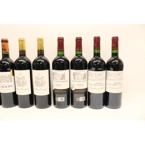 68 - Chateaneuf Du Pape Jean XXII 2012, Chateaneuf Du Pape 2014, 2x Chateau Haut-Canteloup 2016 Medoc, 2x... 