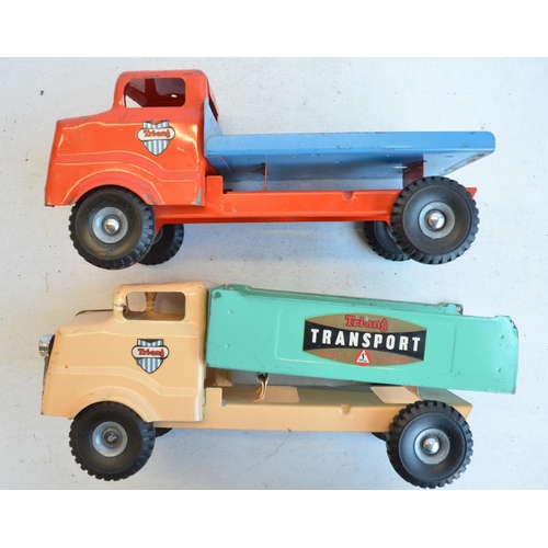 743 - Mixed collection to include eight vintage diecast farm models from Budgie Toys, Matchbox, Lesney, Di... 