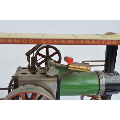 586 - Mamod TE1A live steam tractor in good previously run condition with steering rod, no box or instruct... 