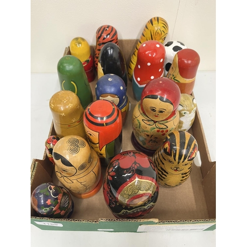 1165 - Collection of assorted matryoshka (nesting dolls), max H17.5cm