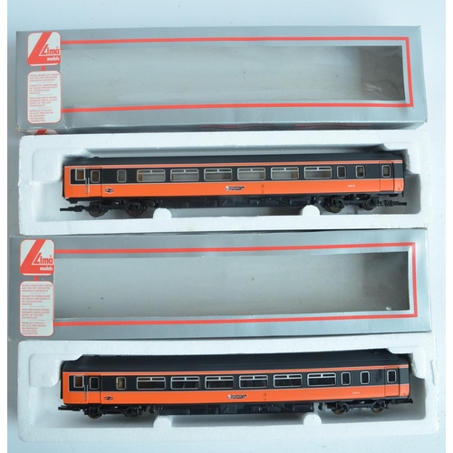 589 - Collection of OO/HO gauge railway models to include 3 electric locos (Hornby R066 LMS 4-6-2 Duchess ... 