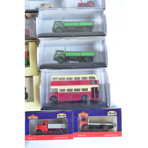 599 - Collection of boxed 1/76 scale (OO gauge) diecast vehicle models from Bachmann Scenecraft, Hornby Sk... 