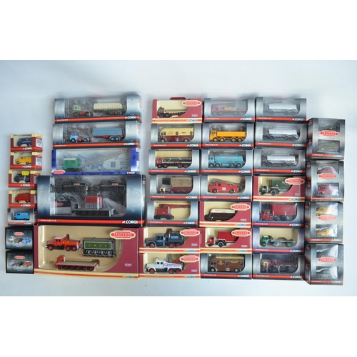 601 - Collection of diecast 1/76 scale (OO gauge) model vehicles from Corgi's Trackside range including li... 