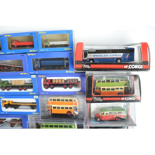 603 - Collection of boxed 1/76 scale (OO gauge) diecast vehicle models from Base-Toys, Citaro and Corgi Or... 