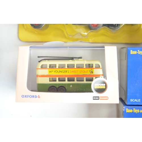 603 - Collection of boxed 1/76 scale (OO gauge) diecast vehicle models from Base-Toys, Citaro and Corgi Or... 