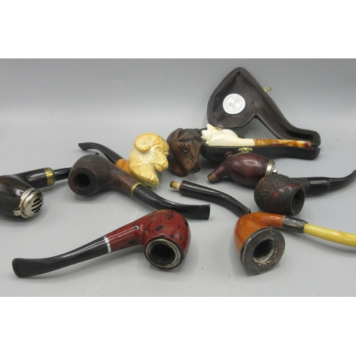 1206 - 20th Century Calabash - Sherlock Holmes pipe with silver mounts, Birmingham 1920; cased Meerschaum p... 