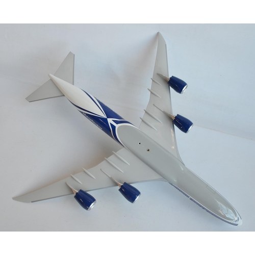 5 - Large Air Bridge Cargo Boeing 747-8F desktop display model in 1/100 scale, no makers marks (model ma... 