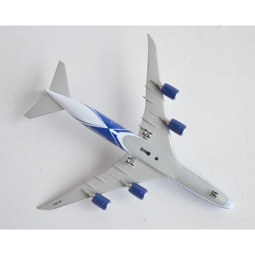 8 - Collection of desktop display aircraft models to include 6x 1/200 plastic snap fit models including ... 