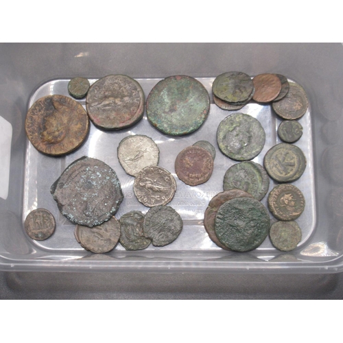 158 - Small collection of predominantly Roman coins