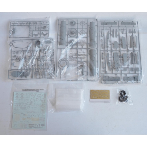 34 - Complete and unstarted Trumpeter 1/32 scale Lockheed Martin F-35C Lightning II model kit, all sprues... 