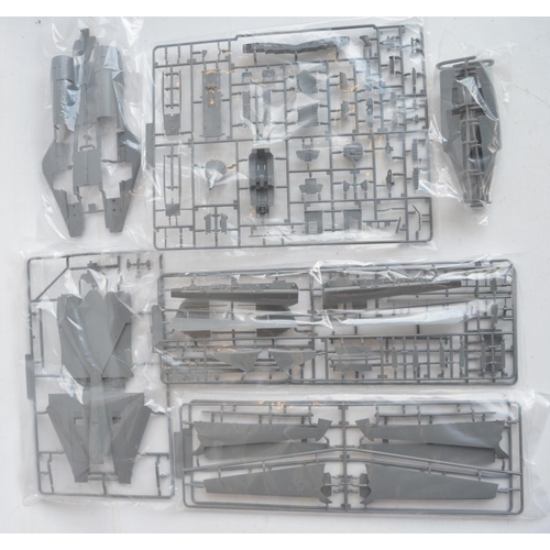 40 - Two unstarted 1/48 scale modern highly detailed model kits from Great Wall Hobby (GWH) to include a ... 