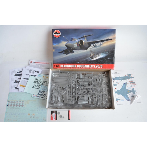 48 - Collection of mostly incomplete and partially built model kits, various scales and manufacturers, a ... 