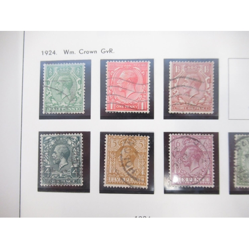 196 - Davo Great Britain partially filled album, a mixed collection of British stamps and FDCs, loose and ... 