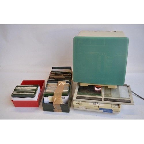 69 - Agfa-Gevaert Copex LF-102 microfiche reader with a large quantity of Land Rover/Range Rover film pla... 