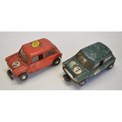 77 - Collection of vintage toys to include Meccano set No4, Minimodels Scalextric Set 45 (box poor, track... 