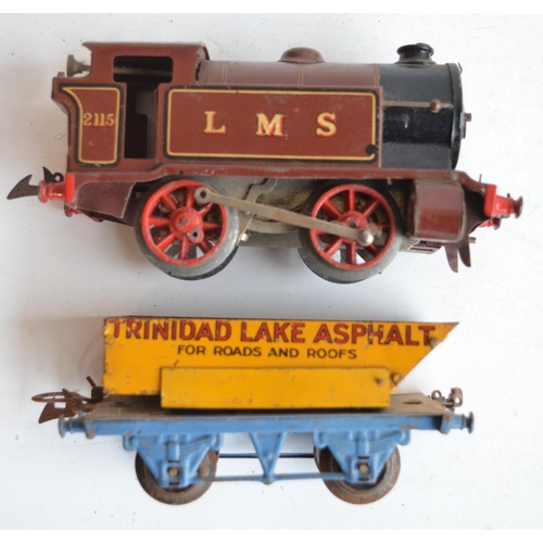 88 - Collection of mostly playworn model vehicles including re-painted examples, also good condition boxe... 