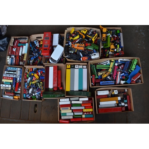 92 - Extensive collection of unboxed model vehicles, mostly diecast, qty, 12 boxes, all A/F