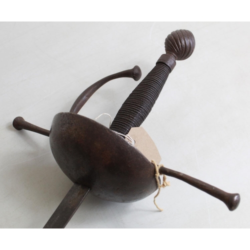 301 - Spanish-style cup rapier with spiral patterned pommel. Blade L82cm, cross guard W26cm