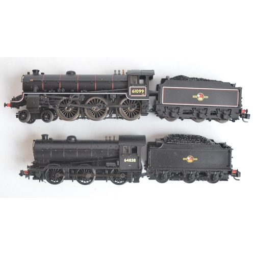 102 - Two N gauge electric steam locomotive models, both in BR black late crest liveries to include a Dapo... 