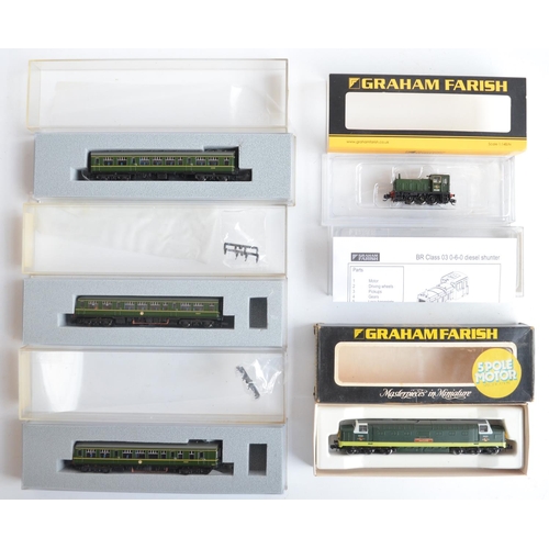 104 - Collection of N gauge diesel electric locomotive models to include Graham Farish (By Bachmann) 37106... 