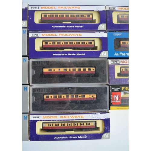 105 - Thirteen N gauge BR carmine/crimson and cream passenger coaches from Dapol plus Graham Farish 374802... 