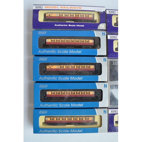 105 - Thirteen N gauge BR carmine/crimson and cream passenger coaches from Dapol plus Graham Farish 374802... 