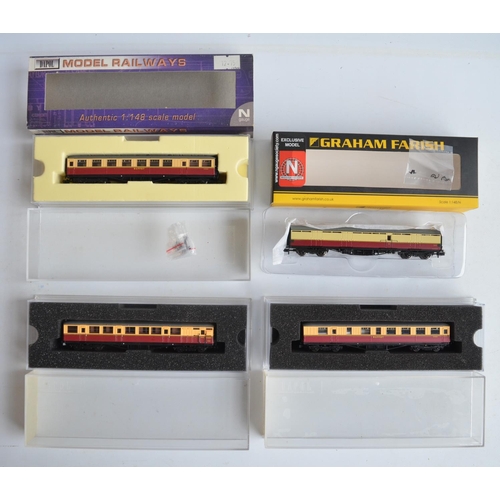 105 - Thirteen N gauge BR carmine/crimson and cream passenger coaches from Dapol plus Graham Farish 374802... 