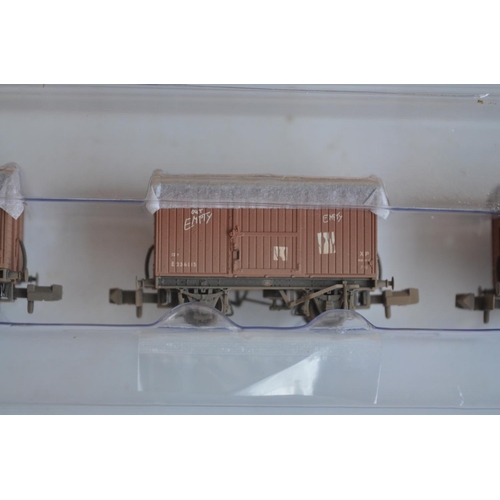 108 - Collection of N gauge passenger coaches from Graham Farish and Minitrix plus goods wagons from Dapol... 