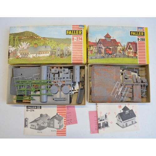 111 - Collection of Marklin 3 rail HO gauge track including boxed packs, also included empty track boxes, ... 