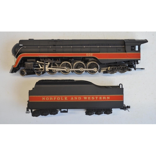 112 - Boxed HO gauge Class J 4-8-4 electric steam locomotive from Bachmann (item no 11315) with smoke effe... 