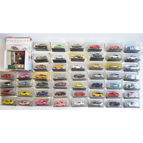 93A - Complete collection of DeAgostini diecast 1/43 Porsche models with associated magazines, issues 1-50... 