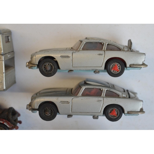 93A - Complete collection of DeAgostini diecast 1/43 Porsche models with associated magazines, issues 1-50... 