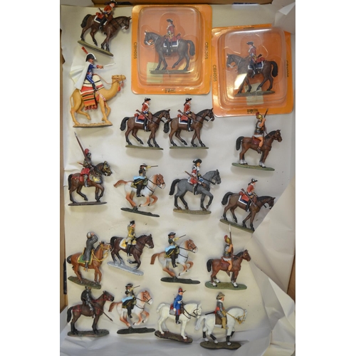 93C - Extensive collection of Del Prado metal soldier figures and associated magazines over 9 albums (not ... 