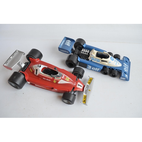 18 - Five large scale diecast vintage F1 models from Polistil and Corgi to include Corgi 1/18 scale JPS F... 