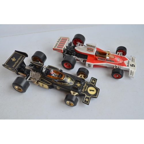 18 - Five large scale diecast vintage F1 models from Polistil and Corgi to include Corgi 1/18 scale JPS F... 