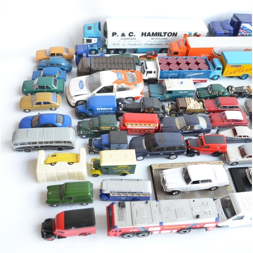 24 - Large collection of unboxed model vehicles from Corgi, Welly, Lledo, Saico etc., plus a collection o... 