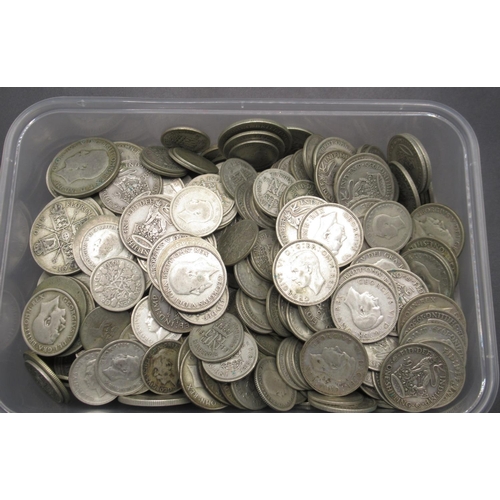 49 - Collection of Post-1920/Pre-1947 GB silver content coins to inc. 2 Shillings, Shillings, Florins, 3 ... 