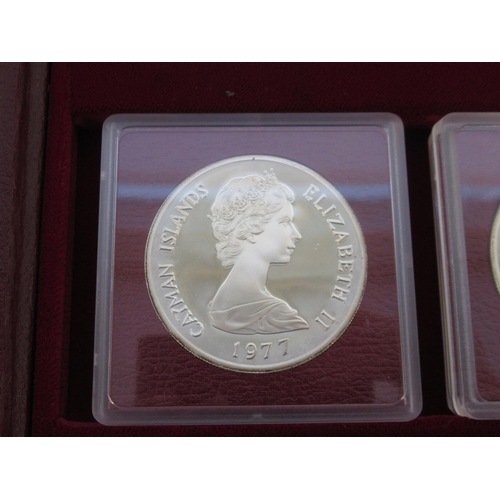 78 - The Cayman Islands silver queens collection 1977, a cased set of 6 sterling silver coins, some tarni... 