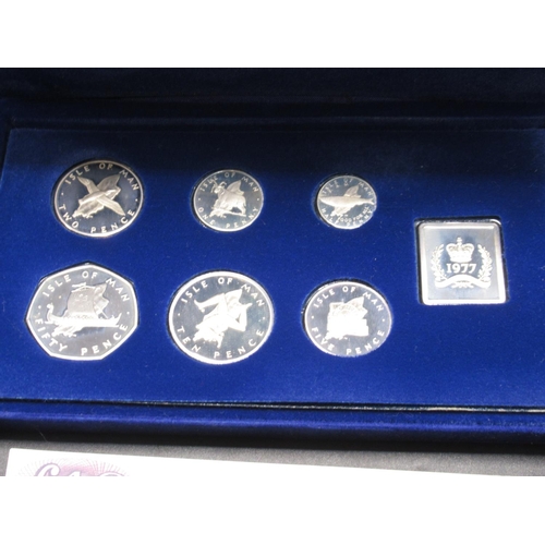 85 - Pobjoy Mint - Isle of Man 1977 Legal Tender Solid Silver Proof Set, with £40 Certificate of Issue 'n... 