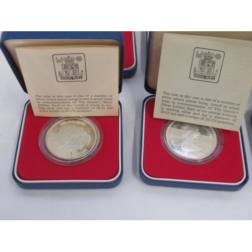 87 - Royal Mint - 16 1977 Queens Jubilee Silver Proof Crowns, 12 with Certificates, 4 lacking, predominan... 