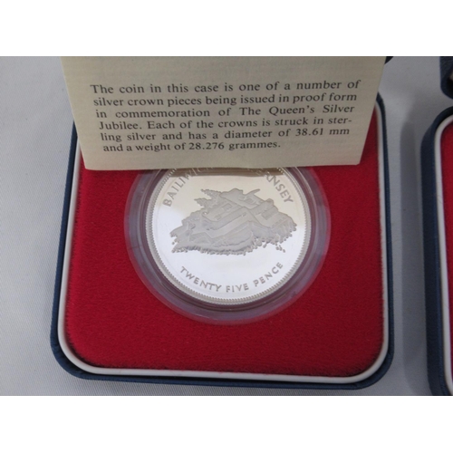 87 - Royal Mint - 16 1977 Queens Jubilee Silver Proof Crowns, 12 with Certificates, 4 lacking, predominan... 