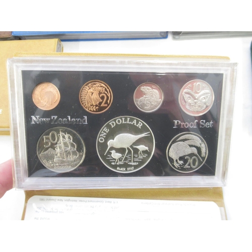 90 - New Zealand Proof Coin Issues 1975, 1976, 1977, 1978, 1979, 1980, 1981, 1982, 1983, 1984 (x2), 1985 ... 