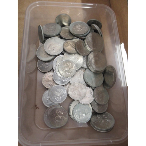 124 - Large mixed collection of British and some International coins, predominantly c20th and some c19th t... 