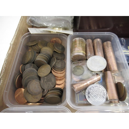 124 - Large mixed collection of British and some International coins, predominantly c20th and some c19th t... 