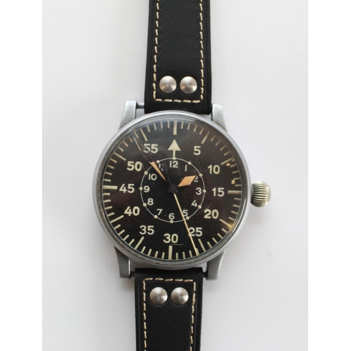 1350 - Luftwaffe oversized pilots wristwatch, WWII period.  B-Uhr by Stowa. Manual wind with onion crown, 2... 