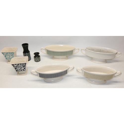 1197 - Collection of Hornsea Pottery Classic and floral patterned ceramic vases, max. L35cm (8)