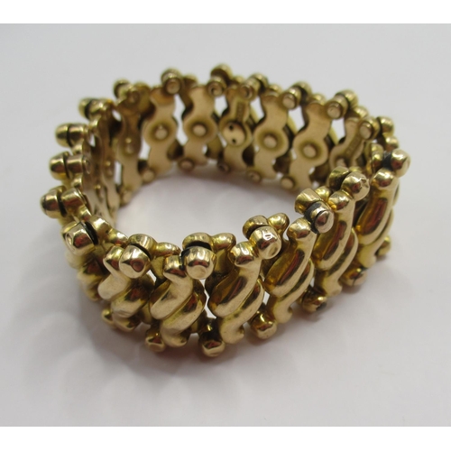 52 - 15ct yellow gold fancy link expanding bracelet, stamped 15, 15.12g